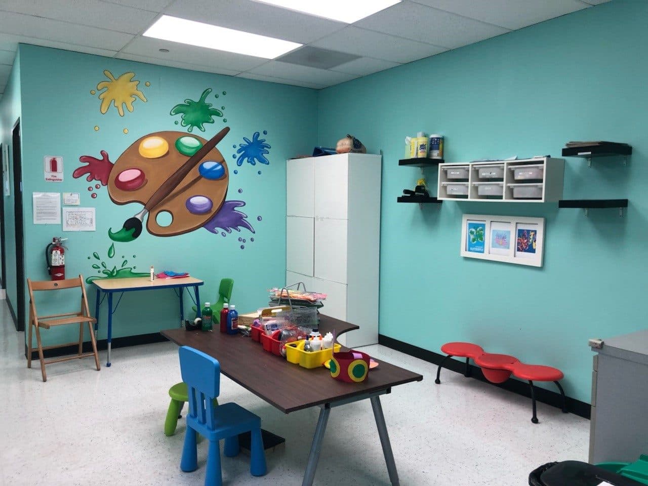 Craft room at Pasadena clinic