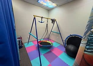swing corner.jpeg