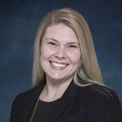 Lindsay Elton, Physician