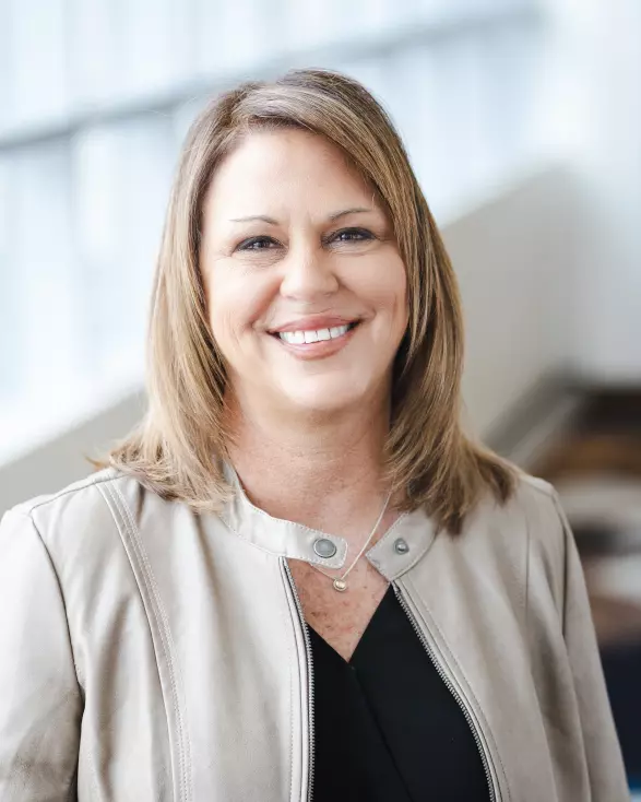 Lori Russo, Co-founder